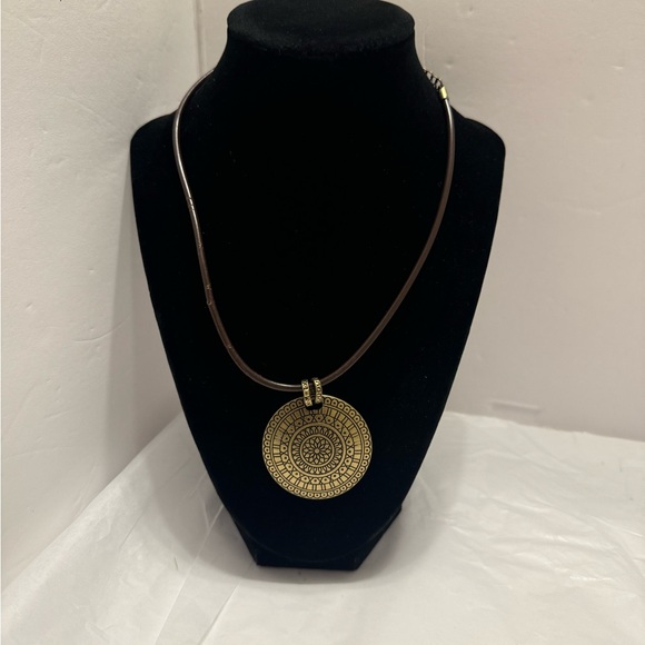 SOUTH HILL DESIGN NECKLACE - Picture 2 of 4